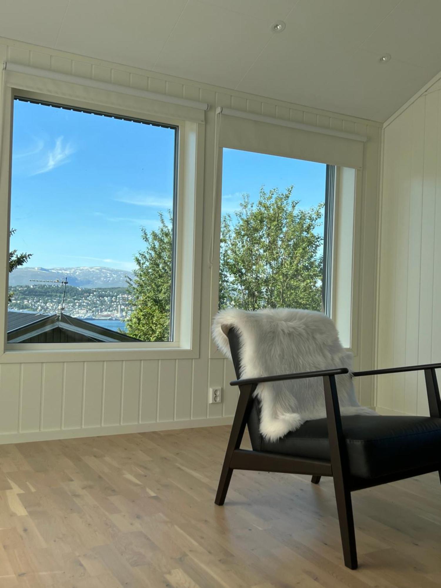 Tromso Arctic Villa With Free Parking Exterior foto