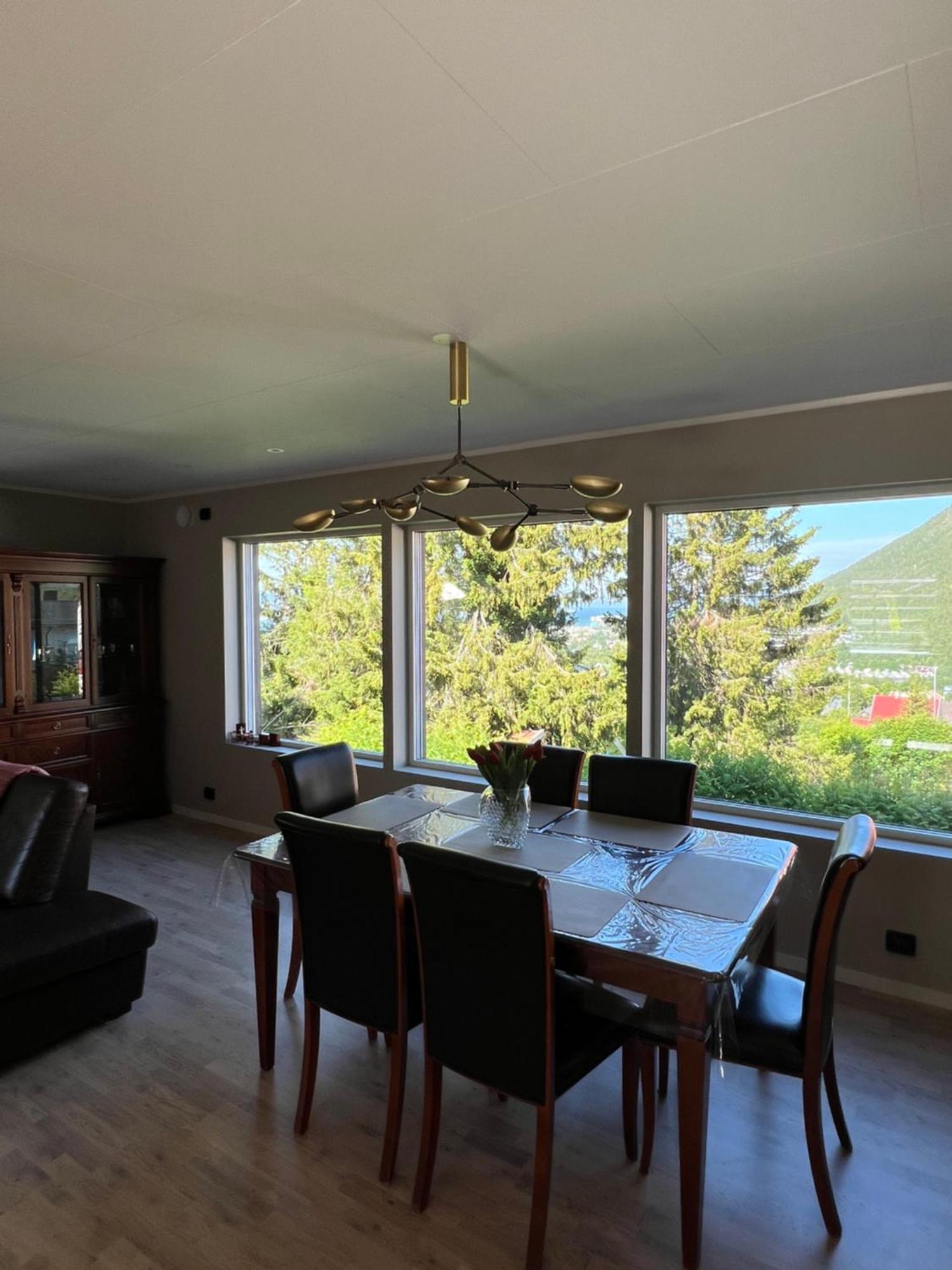 Tromso Arctic Villa With Free Parking Exterior foto